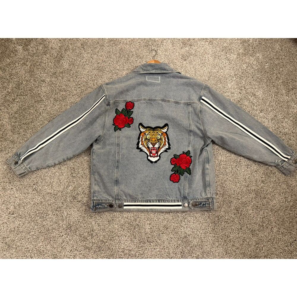 Revel Tiger Rose Denim Jean Jacket Sz‎ SM